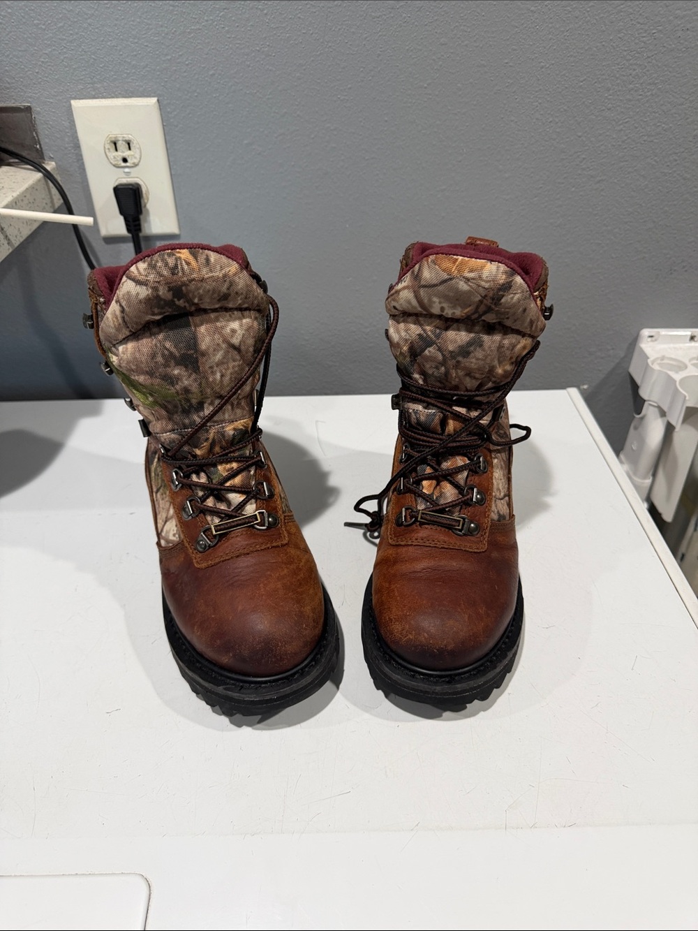 Cabela's Iron Ridge Brown Leather & Camouflage Kids Boots with Maroon Lining